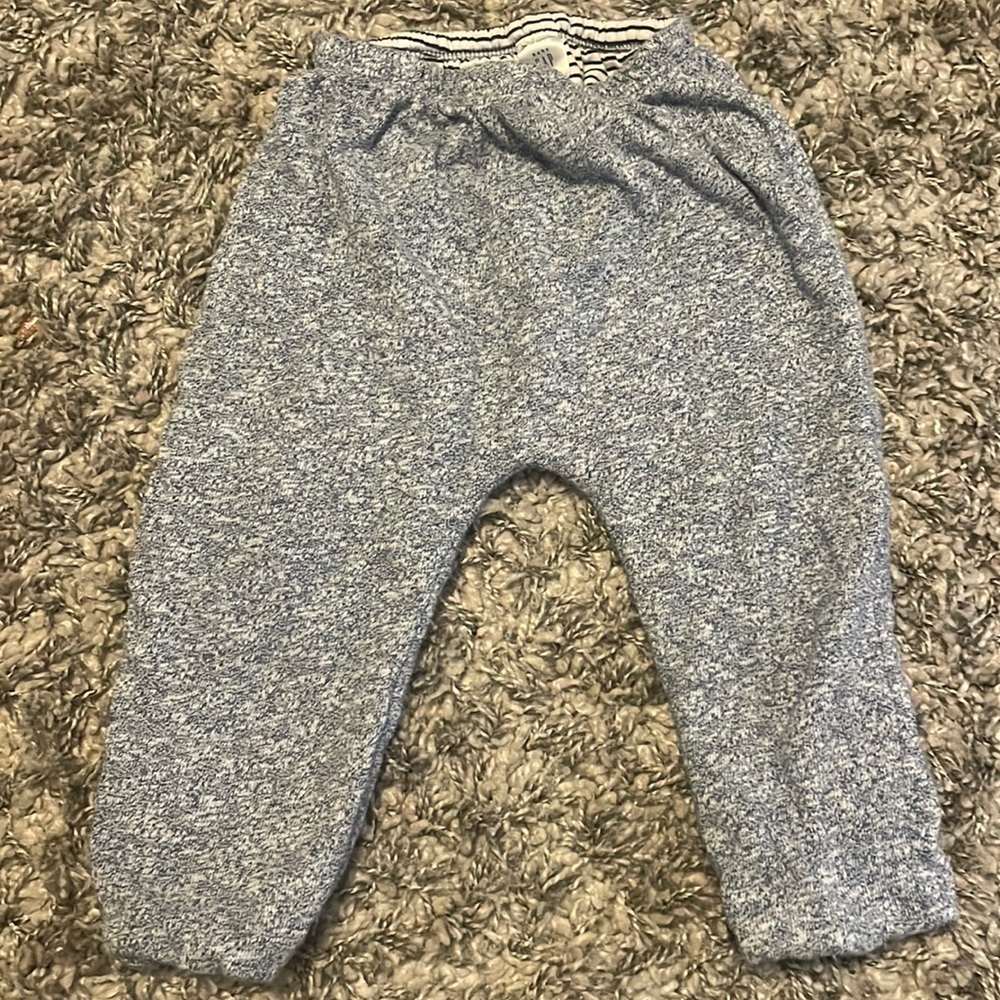 Gently used baby gap joggers. Size 12-18 month